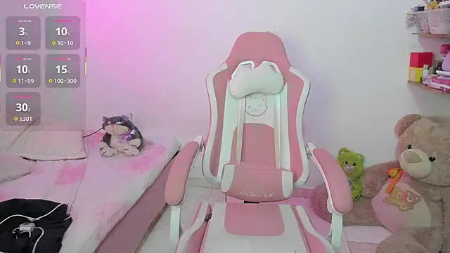 Snapshot of im_angels77 chatting on September 24, 2025, 11:52 pm im angels77 online show from September 24, 2025, 11:52 pm