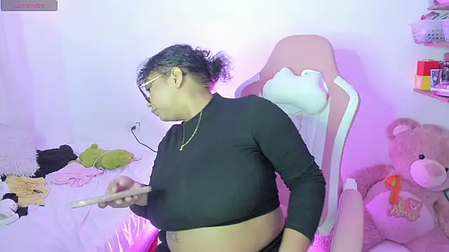 Snapshot of im_angels77 chatting on October 15, 2025, 3:50 am im angels77 online show from October 15, 2025, 3:50 am