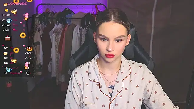 doll barbieee online show from November 26, 2025, 3:02 pm