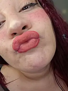 alexxaa96 online show from July 6, 2026, 4:53 pm
