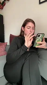 kamel-ayesha online show from December 18, 2025, 2:45 pm