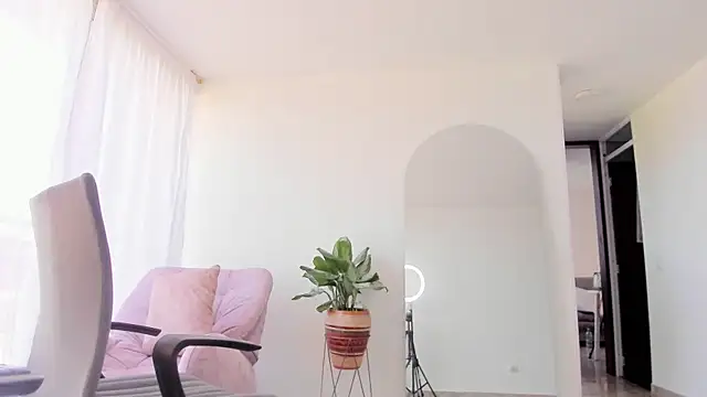 Snapshot of vianca_cruzz chatting on January 22, 2025, 7:45 pm vianca cruzz online show from January 22, 2025, 7:45 pm