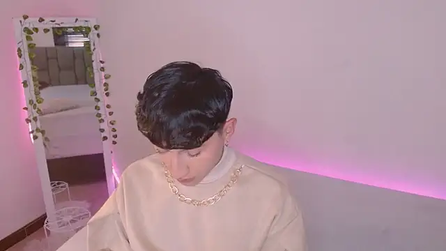 Snapshot of dilan_sp chatting on December 3, 2024, 7:55 pm dilan sp online show from December 3, 2024, 7:55 pm