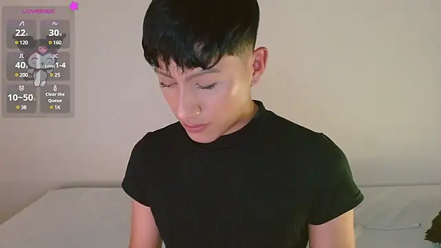 Snapshot of dilan_sp chatting on December 11, 2024, 2:41 am dilan sp online show from December 11, 2024, 2:41 am