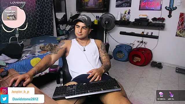 cJuan111 online show from January 15, 2025, 6:01 am