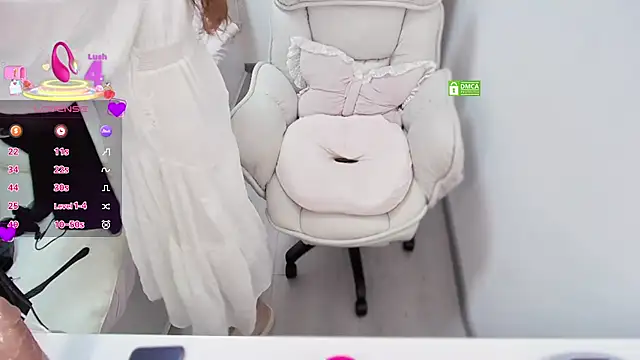 Snapshot of Feifei-cn chatting on June 12, 2026, 12:20 am Feifei-cn online show from June 12, 2026, 12:20 am