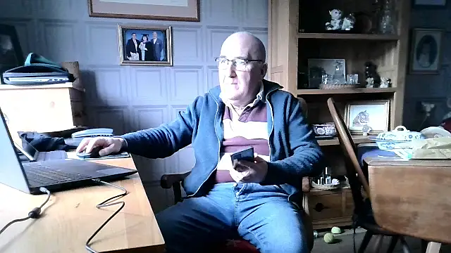 Adamdaddybear online show from February 1, 2025, 12:16 pm