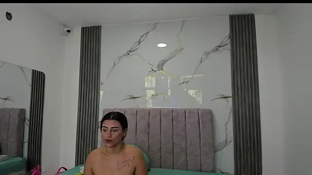 Snapshot of dirty_couple22 chatting on June 18, 2026, 2:43 pm dirty couple22 online show from June 18, 2026, 2:43 pm