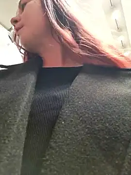 Snapshot of Reed_Fox chatting on November 29, 2025, 2:09 pm Reed Fox online show from November 29, 2025, 2:09 pm