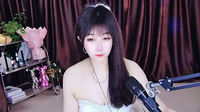 Snapshot of xiaoya666--baby chatting on March 3, 2025, 2:26 pm xiaoya666--baby online show from March 3, 2025, 2:26 pm