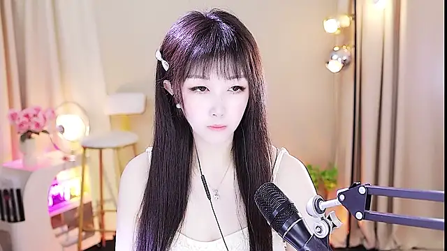 Snapshot of xiaoya666--baby chatting on October 3, 2025, 3:20 pm xiaoya666--baby online show from October 3, 2025, 3:20 pm