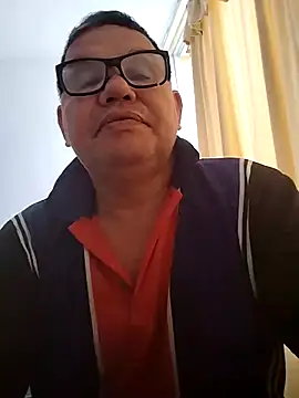 catatunboculion online show from January 3, 2025, 1:47 pm