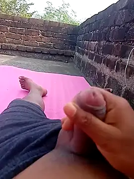 Snapshot of Tanker_95 chatting on December 11, 2024, 8:26 am Tanker 95 online show from December 11, 2024, 8:26 am