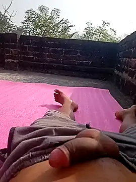 Snapshot of Tanker_95 chatting on December 17, 2024, 4:45 am Tanker 95 online show from December 17, 2024, 4:45 am