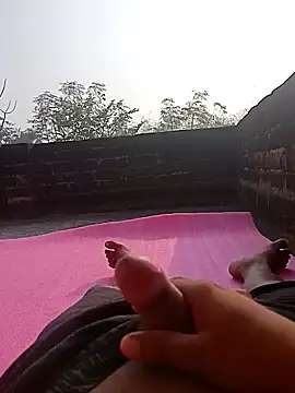 Snapshot of Tanker_95 chatting on December 23, 2024, 3:18 am Tanker 95 online show from December 23, 2024, 3:18 am