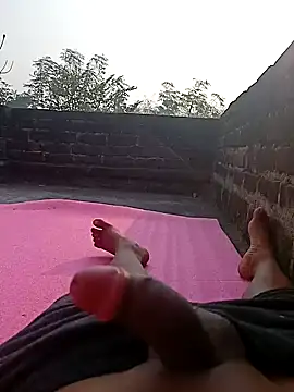 Snapshot of Tanker_95 chatting on December 26, 2024, 3:06 am Tanker 95 online show from December 26, 2024, 3:06 am