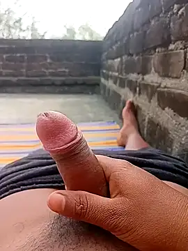 Snapshot of Tanker_95 chatting on January 29, 2025, 5:19 am Tanker 95 online show from January 29, 2025, 5:19 am