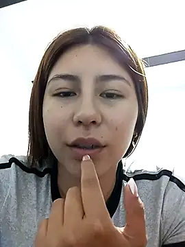 Snapshot of Sara_Brownx chatting on April 21, 2026, 2:37 am Sara Brownx online show from April 21, 2026, 2:37 am