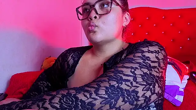 Snapshot of Agatha_humidity chatting on April 22, 2026, 7:59 pm Agatha humidity online show from April 22, 2026, 7:59 pm