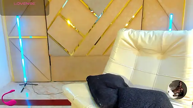 Latrellx7 online show from January 6, 2026, 3:10 am