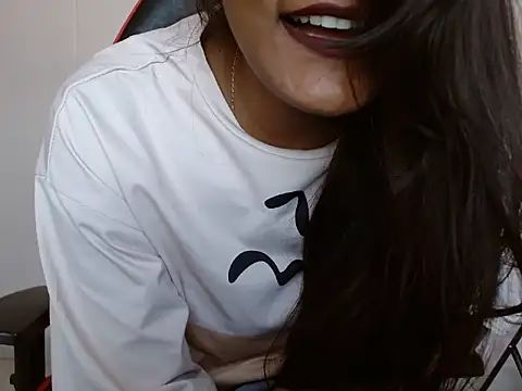 miss sona27 online show from September 20, 2025, 4:24 am