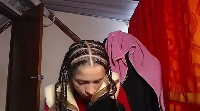 sweetdam12 online show from January 11, 2025, 9:04 pm