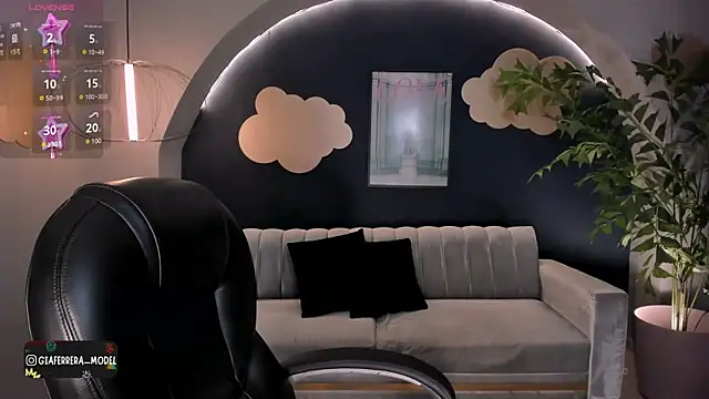 GiaFerrara online show from March 19, 2025, 7:17 pm