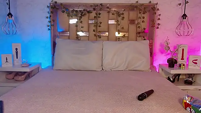 Snapshot of GigiVolkova chatting on December 15, 2025, 7:29 pm GigiVolkova online show from December 15, 2025, 7:29 pm