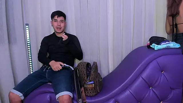 Yourslust  online show from February 9, 2026, 7:40 pm