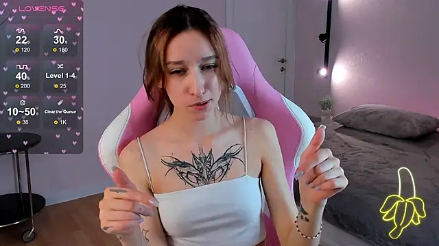 Doris Scott online show from March 21, 2025, 8:06 am