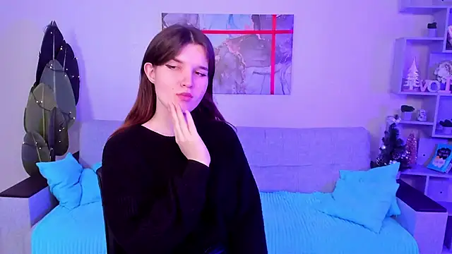 Snapshot of BonneyLove chatting on December 19, 2024, 7:18 pm BonneyLove online show from December 19, 2024, 7:18 pm