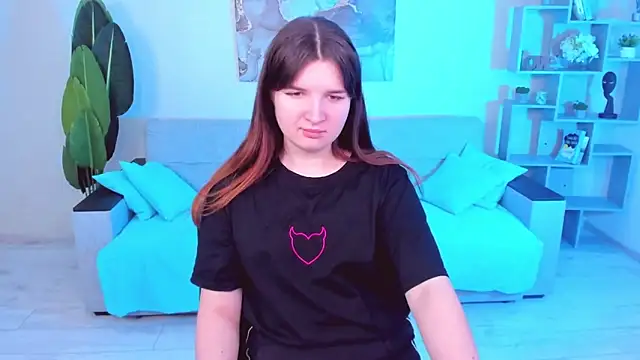 Snapshot of BonneyLove chatting on February 12, 2025, 5:58 pm BonneyLove online show from February 12, 2025, 5:58 pm