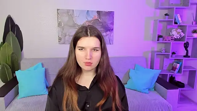 Snapshot of BonneyLove chatting on September 15, 2025, 5:24 pm BonneyLove online show from September 15, 2025, 5:24 pm