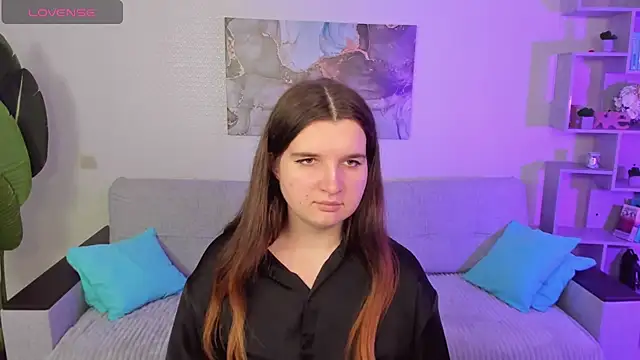 Snapshot of BonneyLove chatting on October 6, 2025, 9:23 pm BonneyLove online show from October 6, 2025, 9:23 pm