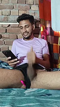 AjaxStar online show from November 4, 2025, 5:50 am