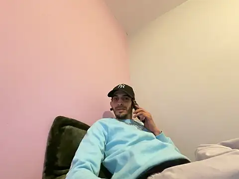 Rebeu313 online show from February 13, 2026, 12:28 am