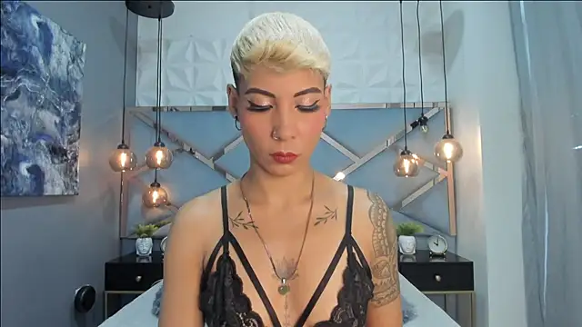 Snapshot of MiaMorgan_ chatting on January 15, 2025, 12:04 pm MiaMorgan online show from January 15, 2025, 12:04 pm