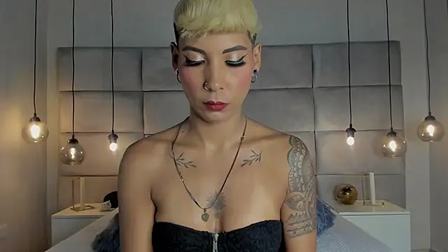 Snapshot of MiaMorgan_ chatting on January 26, 2025, 12:11 pm MiaMorgan online show from January 26, 2025, 12:11 pm