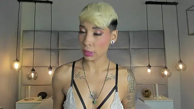 Snapshot of MiaMorgan_ chatting on January 30, 2025, 12:06 pm MiaMorgan online show from January 30, 2025, 12:06 pm