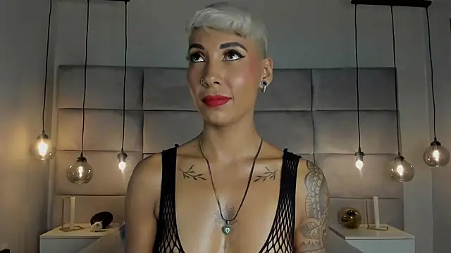 Snapshot of MiaMorgan_ chatting on February 3, 2025, 3:06 pm MiaMorgan online show from February 3, 2025, 3:06 pm