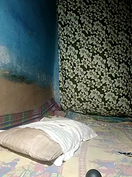 Snapshot of AparnaBoudi chatting on September 9, 2025, 6:29 pm AparnaBoudi online show from September 9, 2025, 6:29 pm