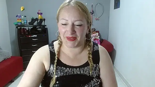 emperabigbootybigass online show from February 6, 2025, 3:20 pm