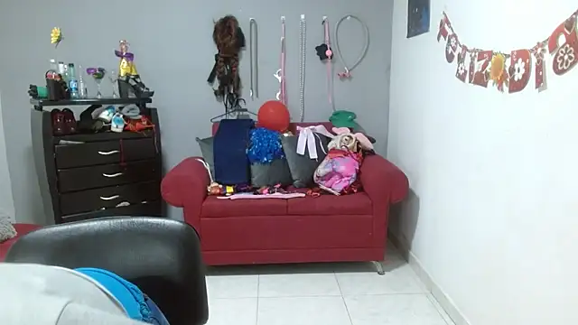 emperabigbootybigass online show from March 1, 2025, 12:23 pm