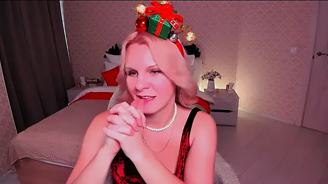 Louisa Bay online show from December 28, 2024, 10:58 am