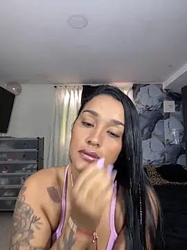 KatalinnaBrown online show from April 19, 2026, 1:21 pm