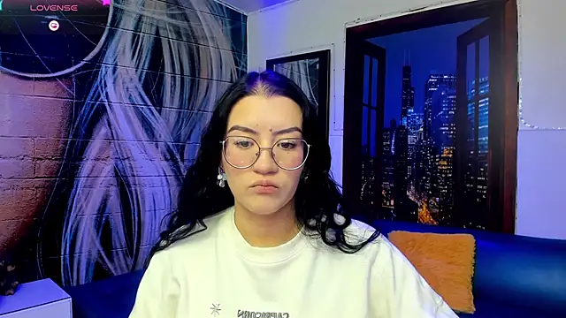 Violetaa diazz online show from February 15, 2025, 9:04 pm