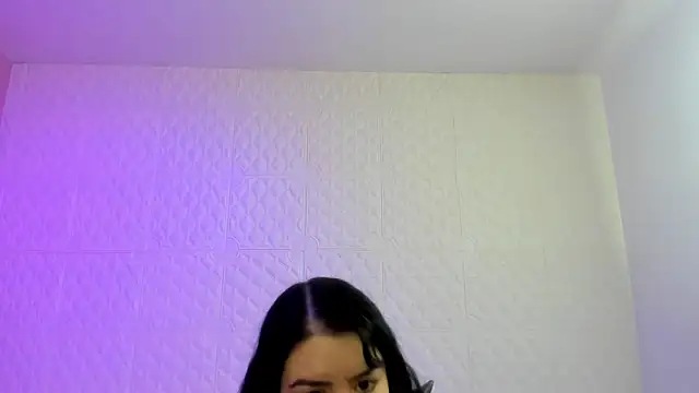 Violetaa diazz online show from February 25, 2026, 9:13 pm