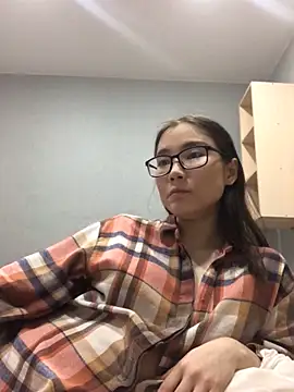 Milka23 online show from February 9, 2025, 5:01 pm