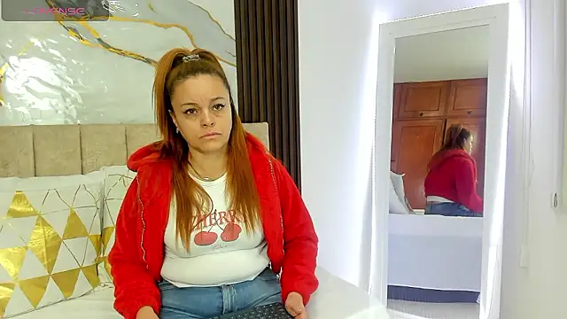 cristalwalker   online show from January 13, 2026, 10:31 am