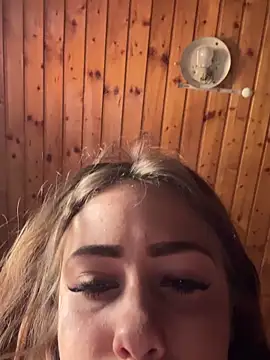 Snapshot of Katherinabby33 chatting on March 13, 2025, 5:07 pm Katherinabby33 online show from March 13, 2025, 5:07 pm